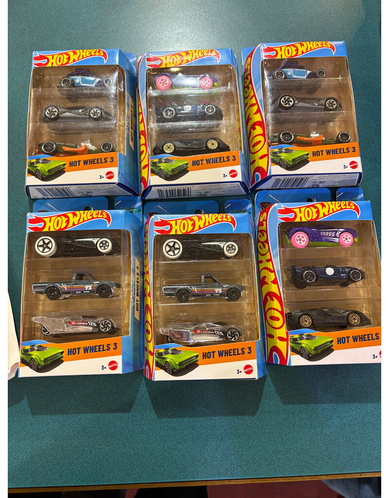 Hot Wheels Hot Wheels 3-Pack (Assorted, Colors Will Vary)