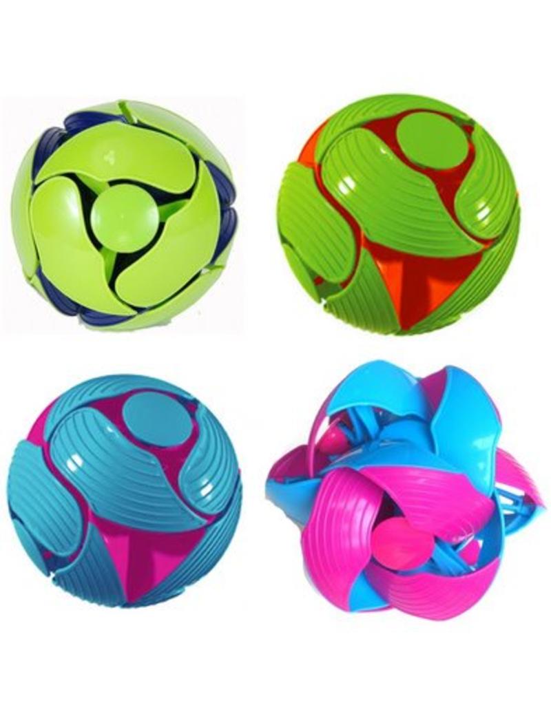 Tedco Toys Science Gadget Hoberman Switch Pitch (Colors Vary; Sold Individually)