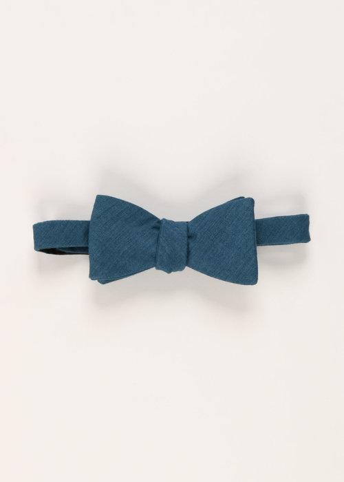The Diplomat Bow Tie (Blue)