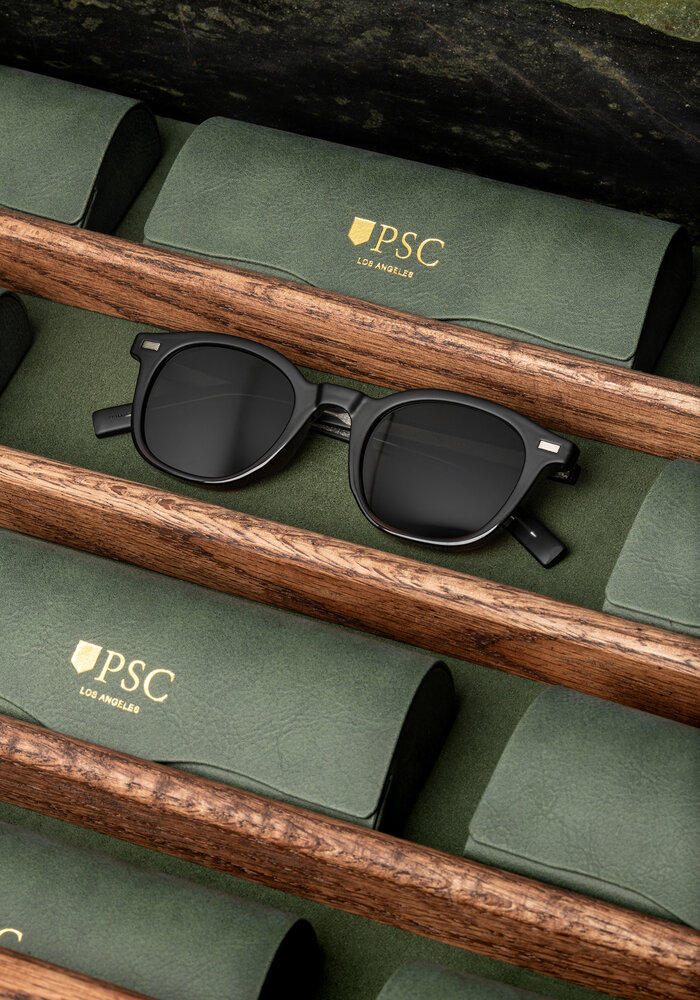 Ean - Black Tortoise / Green