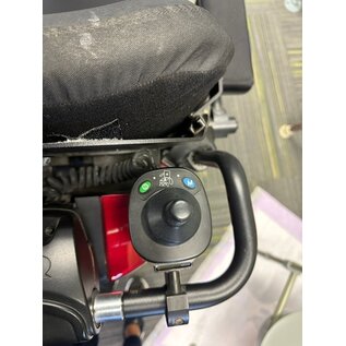 Pride Mobility Used Quantum Q6 Edge Power Wheelchair