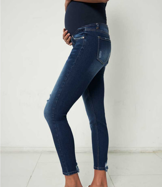 Distressed Ankle Skinny Jeans - Boutique 23