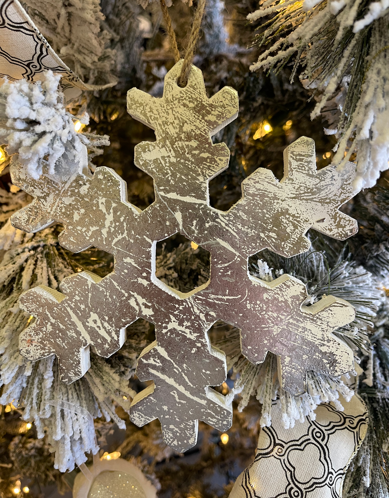 Crackled Silver Foil Snowflake