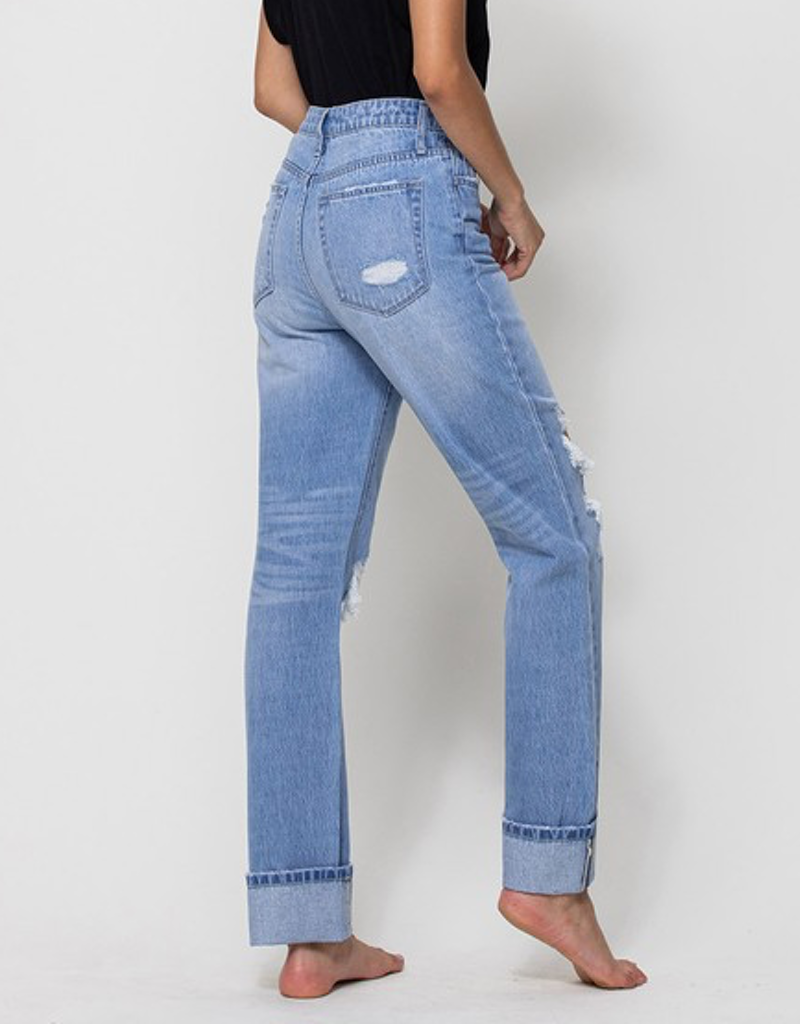 Distressed 90s Straight Denim