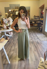 Silky Wide Leg Pant With Pockets