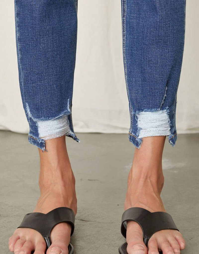 Cane Mid Rise Slim Straight Leg Jeans - Medium