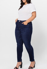 Haylie Curvy Skinny Jeans