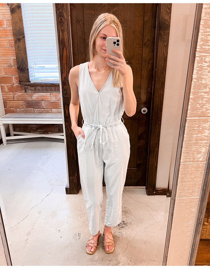 Pocketed Chambray Sleeveless Jumpsuit