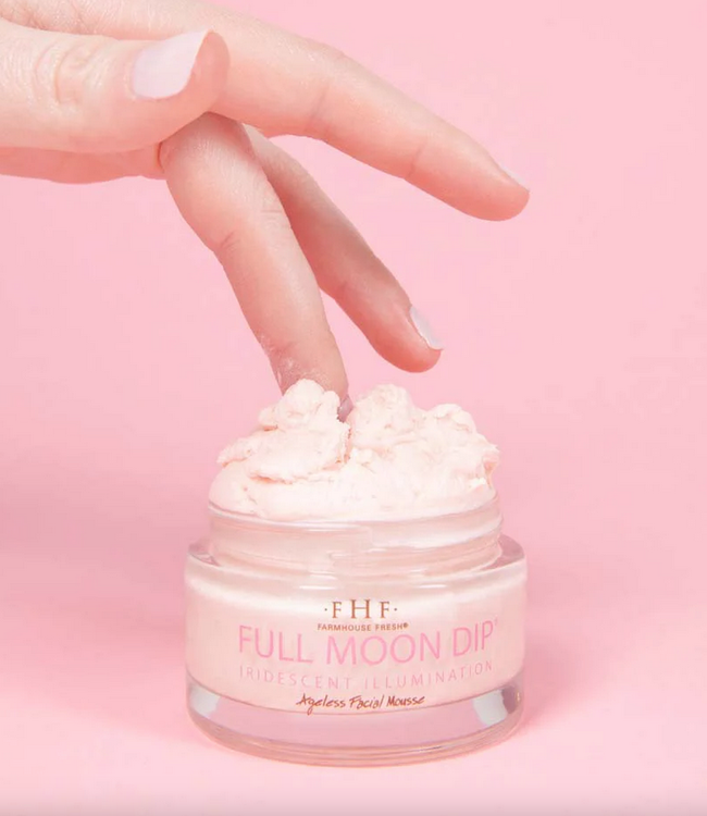 Full Moon Dip Iridescent Facial Mousse - Boutique 23