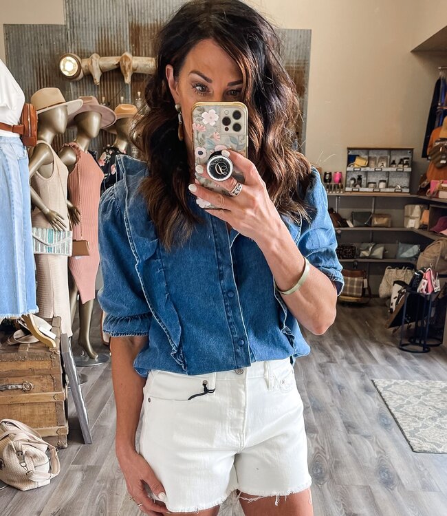 How to Style Denim Shorts Outfits | M&S IE