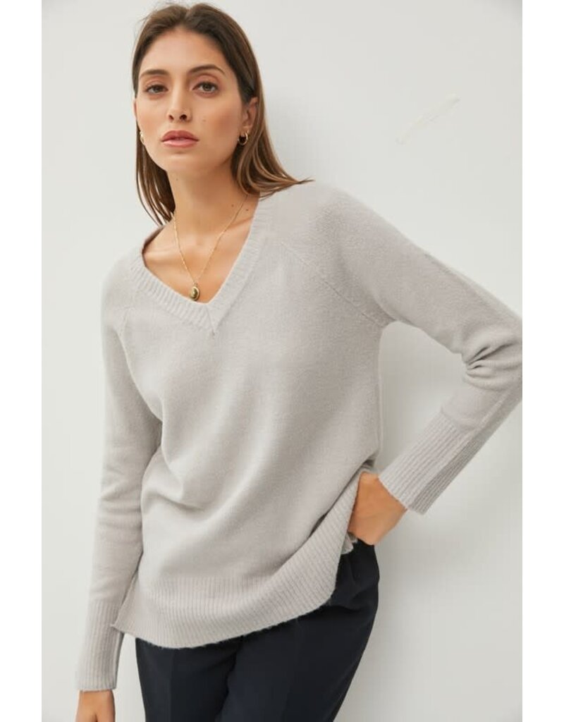 Classic V-Neck Sweater - Pale Grey