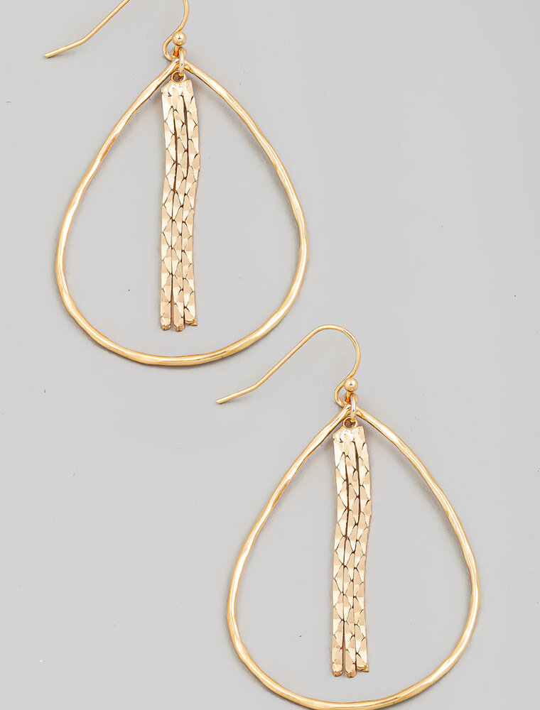 Metallic Tear Chain Dangle Earrings