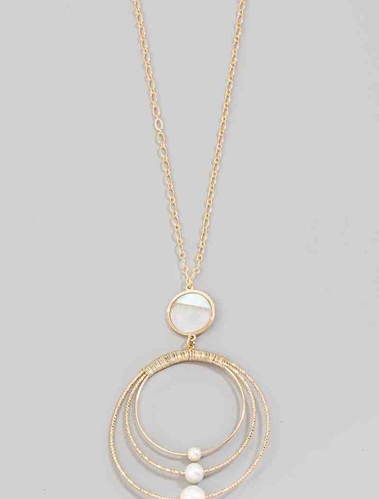 Pearl Shell Hoop Layered Necklace