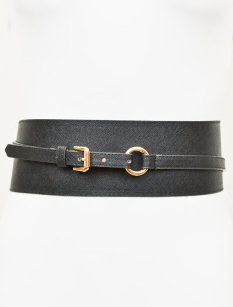 Leather Waist Belt w/Gold Hardware