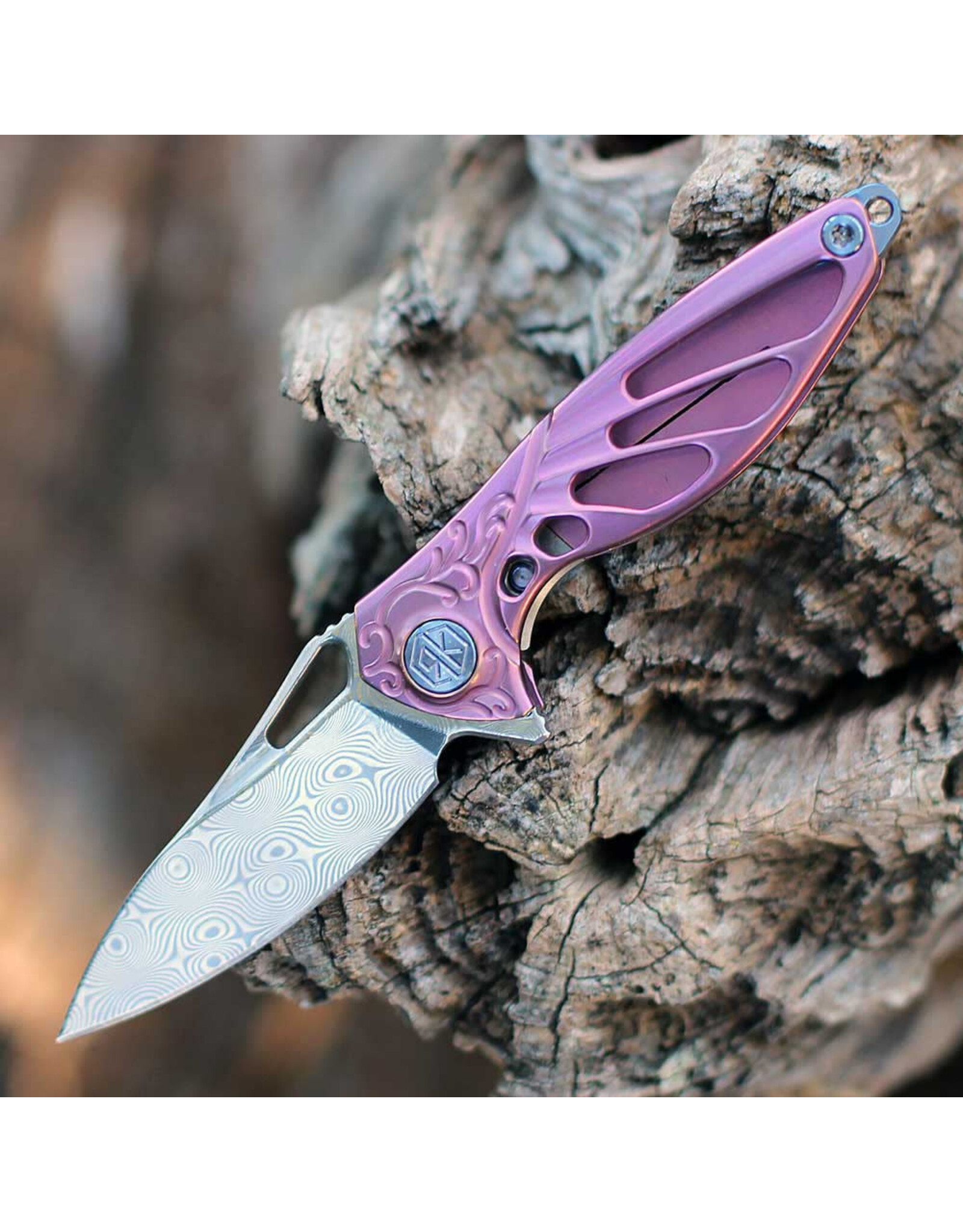 RikeKnife RIKEKNIFE Mini-G Hummingbird 1.57 inch Framelock Folding Knife - RK-11235-3 - Pink