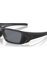 Oakley Oakley Fuel Cell Matte Black Frame Grey Polarized Lenses