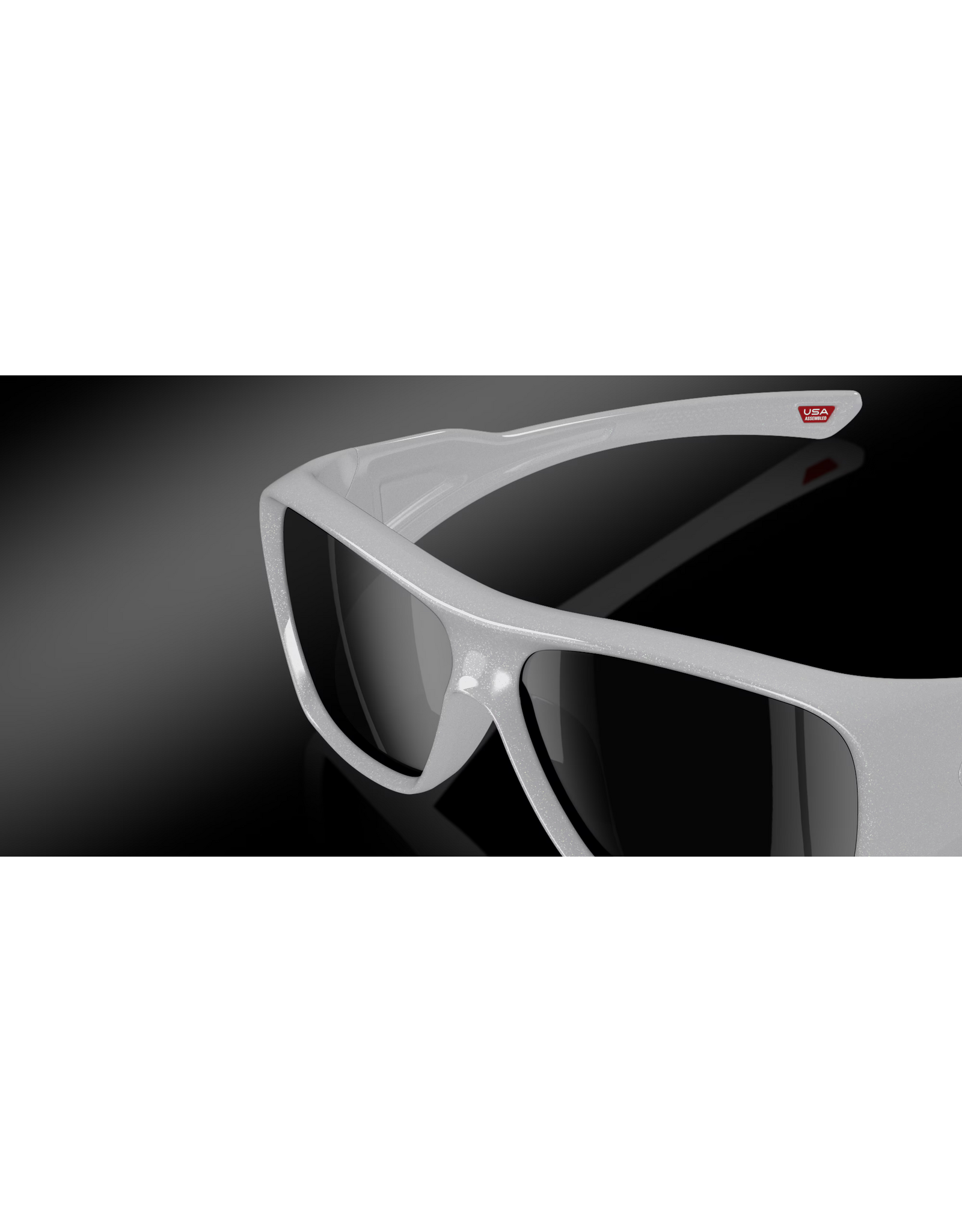 Oakley Oakley Players Collection Chaminade Pearl White Frame Prizm Black Lenses