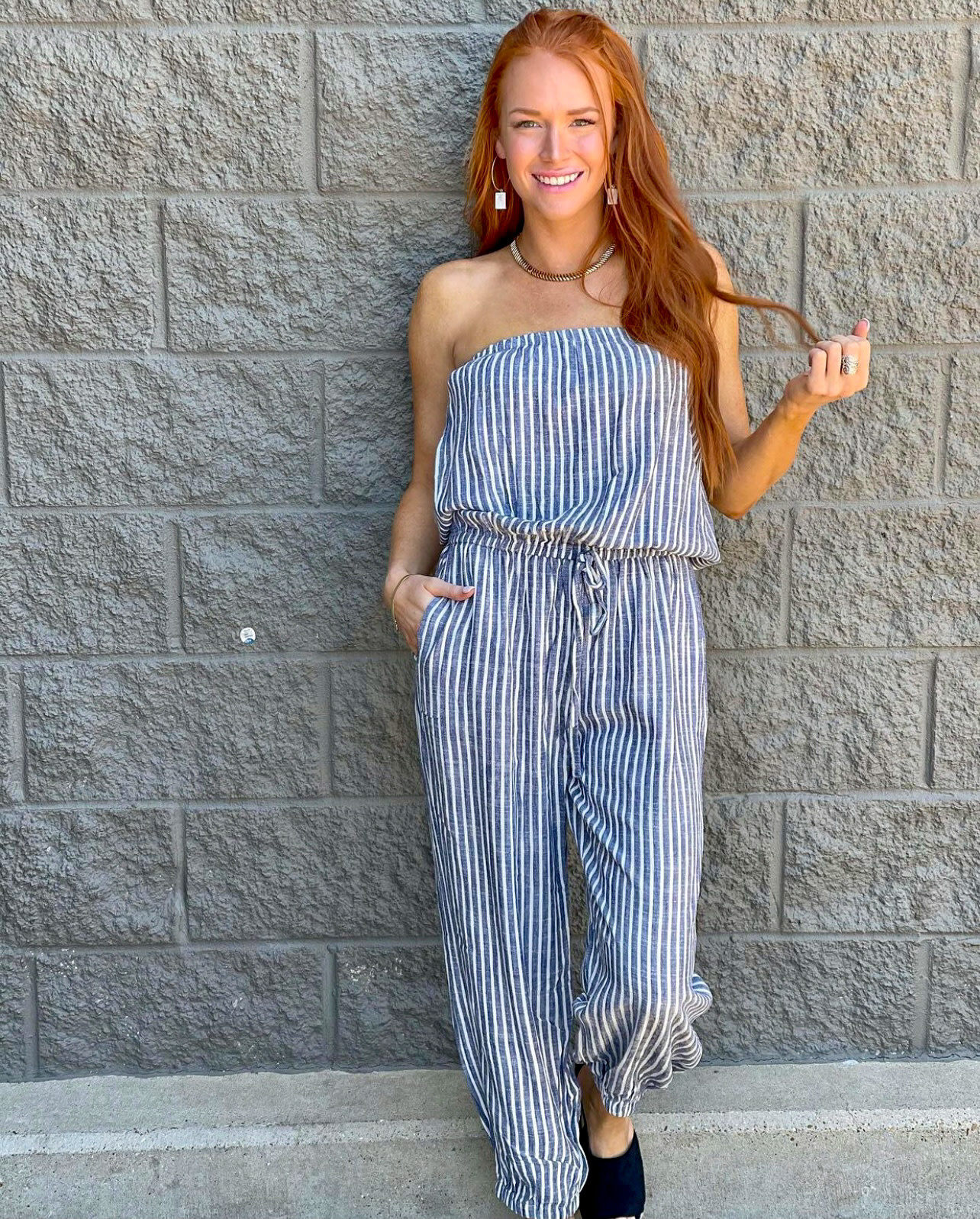 Blue and white striped jumpsuit strapless deals