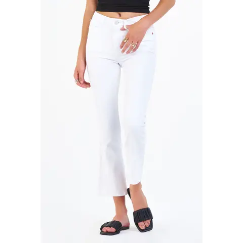 OPTIC WHITE- JEANNE CROPPED FLARE