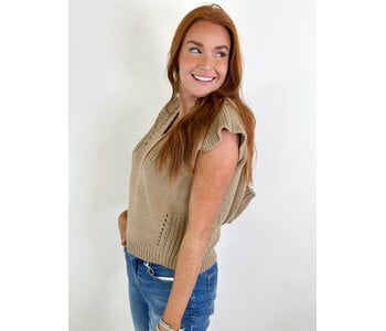 EMIRA HOODED SHORTSLV SWEATER