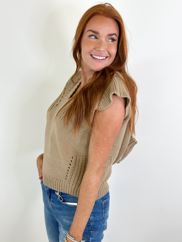 EMIRA HOODED SHORTSLV SWEATER