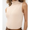 RIB V DESIGN SLEEVLESS SWEATER