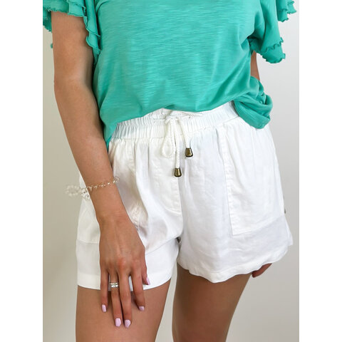 WHITE AUDRA SHORT