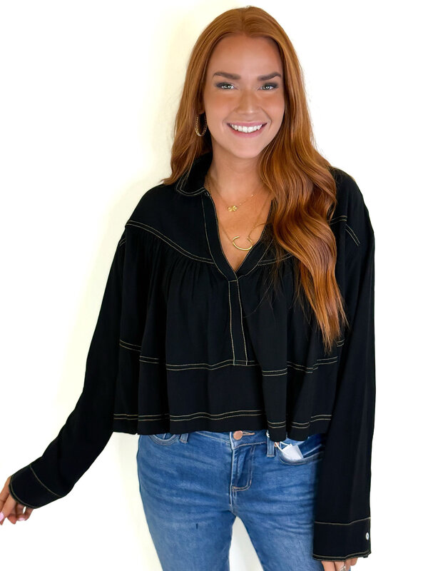 BLACK VNECK COLLAR STITCH BLOUSE