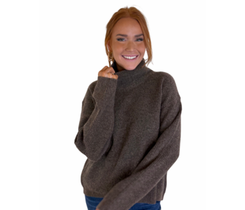SOLID TURTLENECK SWEATER