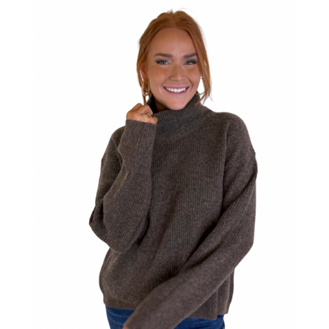 SOLID TURTLENECK SWEATER