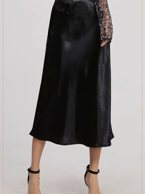 MIDI LENGTH BLACK SATIN SKIRT