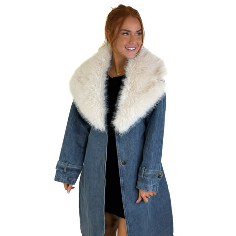 DENIM COAT W/ REMOVEABLE FUR COLLAR