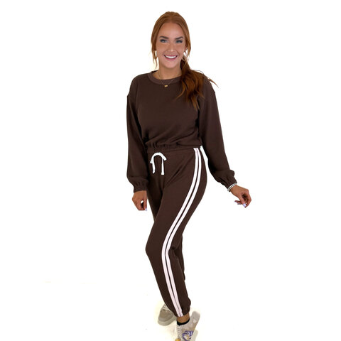 BROWN WAFFLE KNIT SET W/ STRIPE