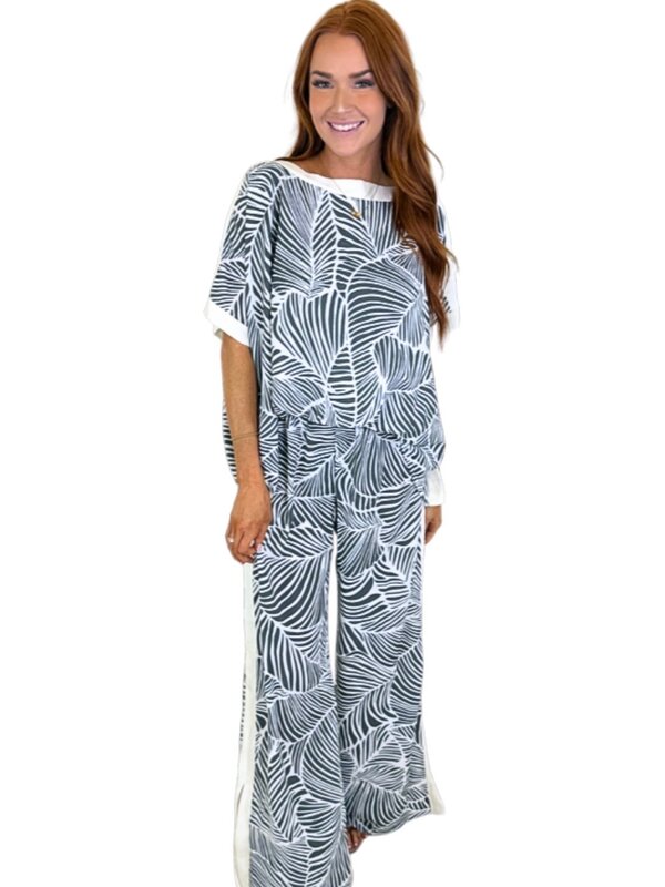 GREY LEAF PRINT PANT SET