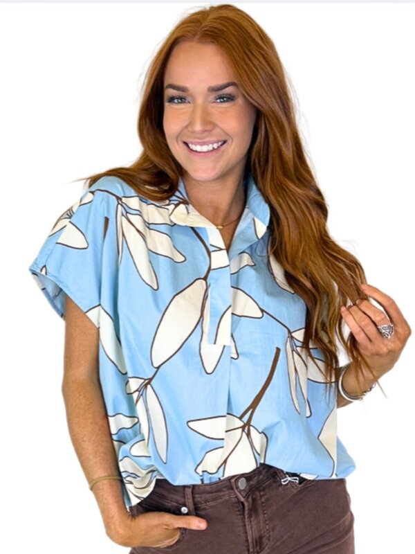 BLUE PALM LEAF SIGNATURE VNECK