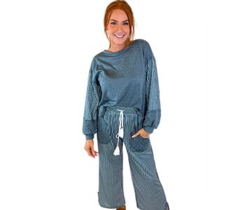 GREEN STRIPE PANT SET