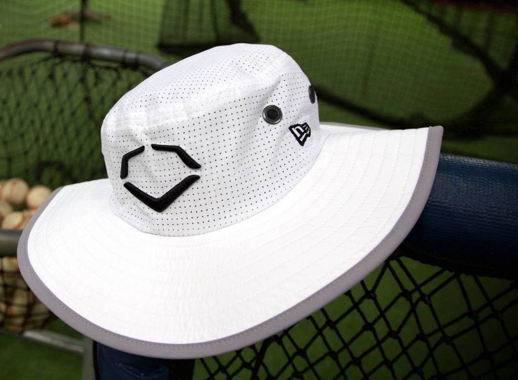 evoshield logo bucket hat