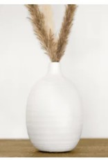 6.7" MATTE WHITE LINE VASE