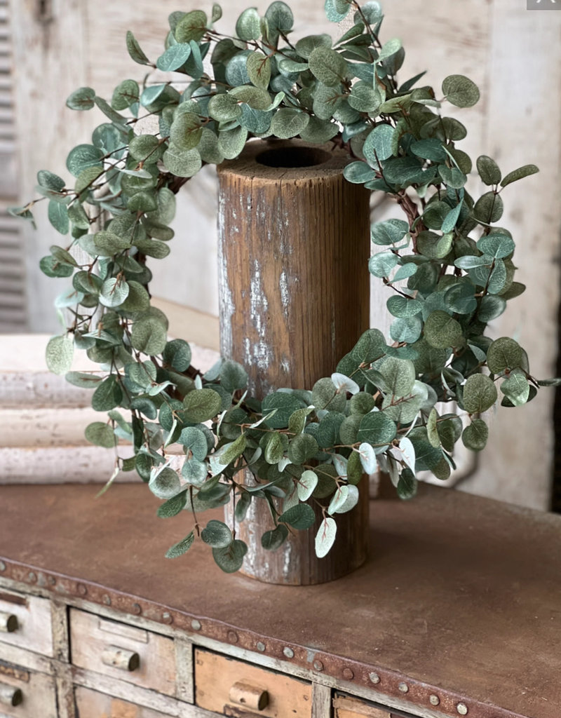 Garden Eucalyptus Wreath | 16"