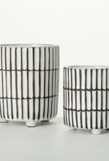 Wht/Blk Footed Planter