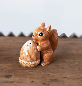 Squirrel & Acorn Salt & Pepper Set