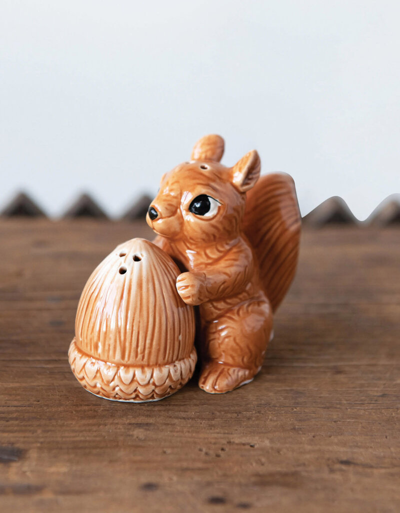 Squirrel & Acorn Salt & Pepper Set