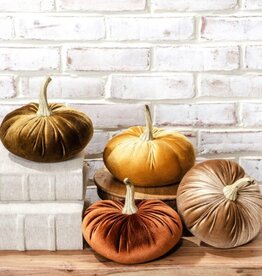 7.5″ VELVET PUMPKINS