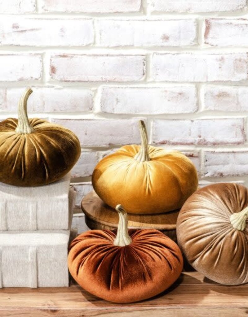 7.5″ VELVET PUMPKINS