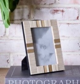 4x6 White Resin W/Brass Frame