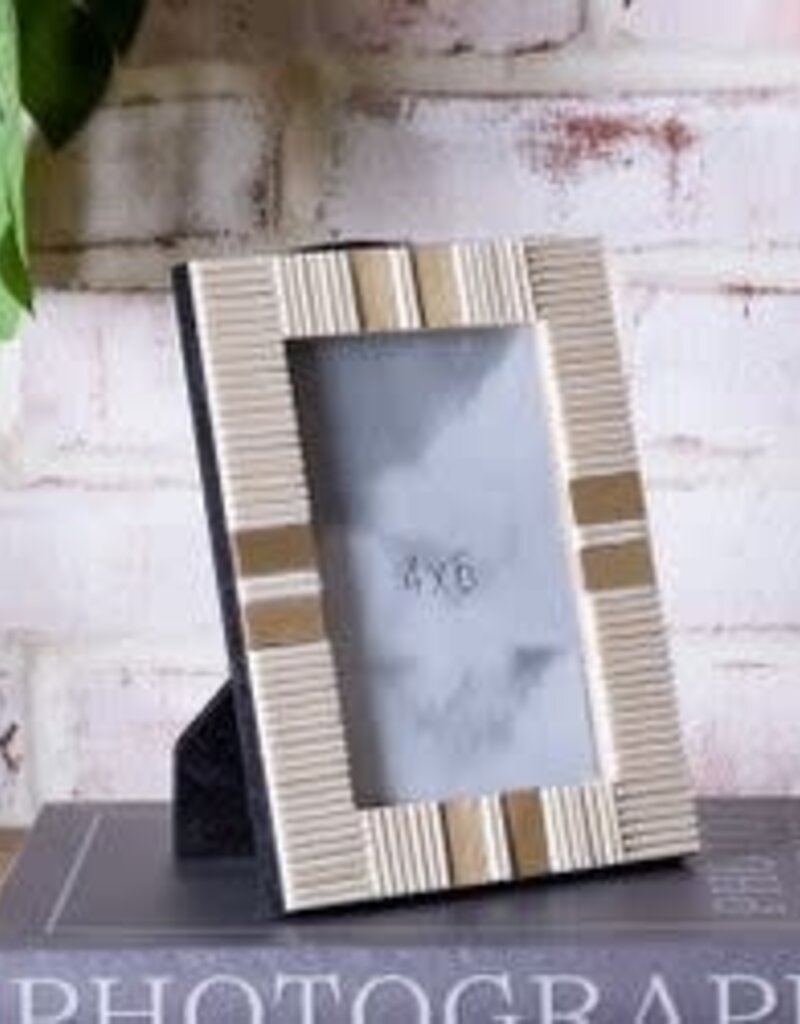 4x6 White Resin W/Brass Frame