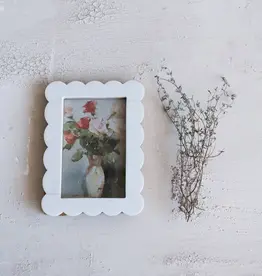 Scalloped Photo Frame, White, 4x6