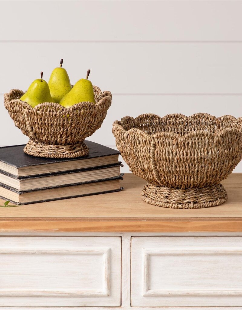 Scalloped Edge Seagrass Basket, Large