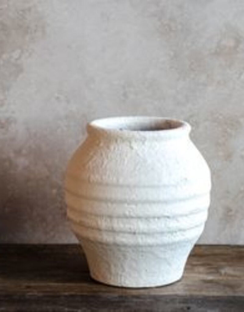 7.7" White Line Vase