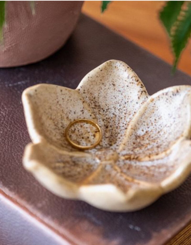4" Beige Ceramic Flower Dish